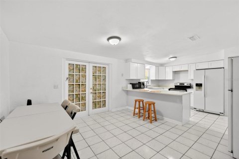 Casa en venta en Orlando, Florida, 4 dormitorios, 140.93 m2 № 2148564 - foto 9