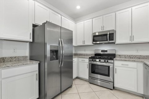Touwnhouse à vendre à Bradenton, Floride: 3 chambres, 178.84 m2 № 2093286 - photo 13