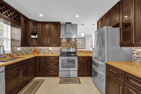 Casa en alquiler en Ocala, Florida, 4 dormitorios, 185.9 m2 № 1843956 - foto 3