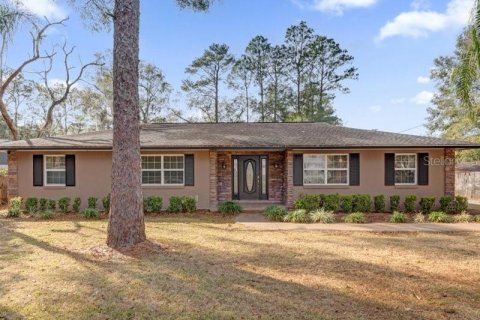 Casa en alquiler en Ocala, Florida, 4 dormitorios, 185.9 m2 № 1843956 - foto 1