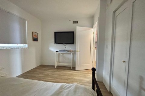 Copropriété à louer à Sunny Isles Beach, Floride: 2 chambres, 136.57 m2 № 2387137 - photo 21