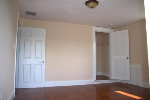 Villa ou maison à louer à West Palm Beach, Floride: 5 chambres, 238.94 m2 № 2173005 - photo 15