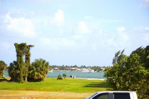 Villa ou maison à louer à West Palm Beach, Floride: 5 chambres, 238.94 m2 № 2173005 - photo 26