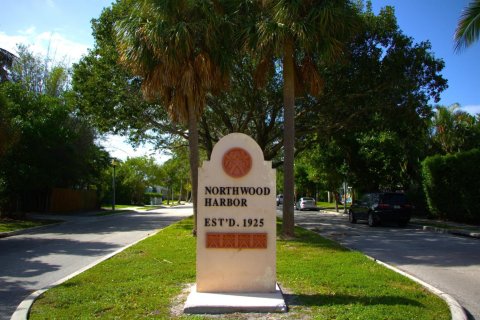 Villa ou maison à louer à West Palm Beach, Floride: 5 chambres, 238.94 m2 № 2173005 - photo 27