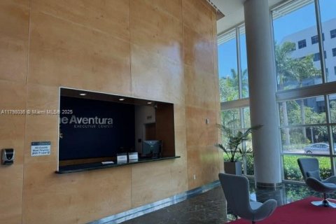 Commercial property in Aventura, Florida № 1683551 - photo 7