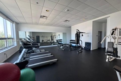 Commercial property in Aventura, Florida № 1683551 - photo 29