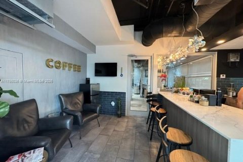 Commercial property in Aventura, Florida № 1683551 - photo 30