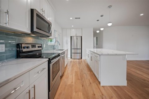 Villa ou maison à louer à Cocoa Beach, Floride: 2 chambres № 1996356 - photo 4