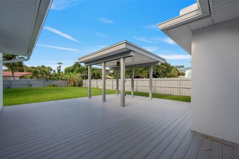 Villa ou maison à louer à Cocoa Beach, Floride: 2 chambres № 1996356 - photo 15