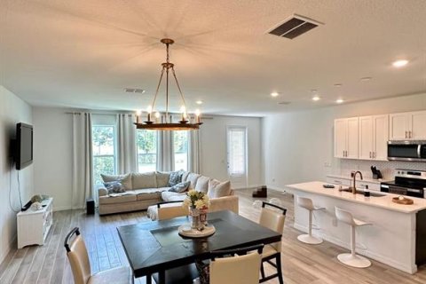 Touwnhouse à vendre à Davenport, Floride: 3 chambres, 201.6 m2 № 2317396 - photo 7
