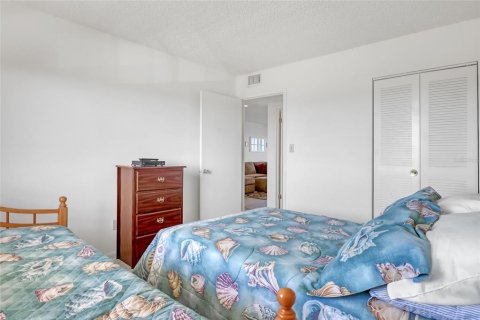 Condo in Titusville, Florida, 2 bedrooms  № 1586147 - photo 26