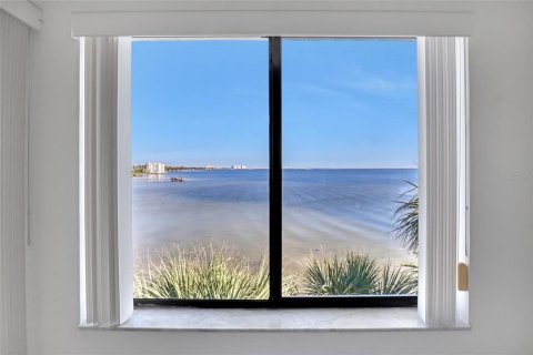 Condo in Titusville, Florida, 2 bedrooms  № 1586147 - photo 20