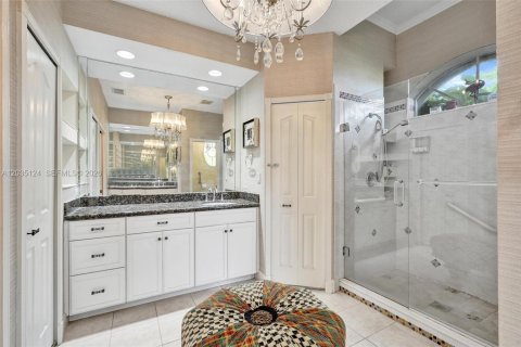 House in Port St. Lucie, Florida 4 bedrooms, 232.53 sq.m. № 2186455 - photo 2