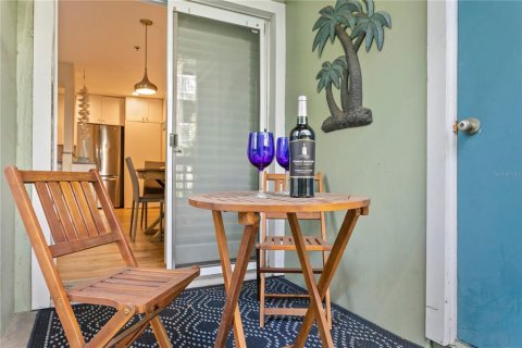 Condominio en venta en Tampa, Florida, 2 dormitorios, 69.86 m2 № 1743423 - foto 22
