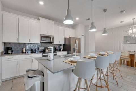 Снять в аренду таунхаус в Дэвенпорт, Флорида 7 комнат, 177.81м2, № 1824294 - фото 14