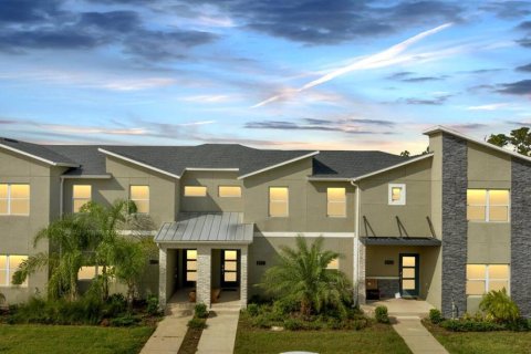 Снять в аренду таунхаус в Дэвенпорт, Флорида 7 комнат, 177.81м2, № 1824294 - фото 1