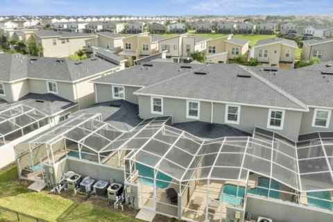 Снять в аренду таунхаус в Дэвенпорт, Флорида 7 комнат, 177.81м2, № 1824294 - фото 6