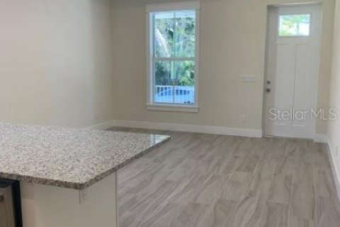 Apartment in Punta Gorda, Florida 2 bedrooms, 83.61 sq.m. № 2219462 - photo 4