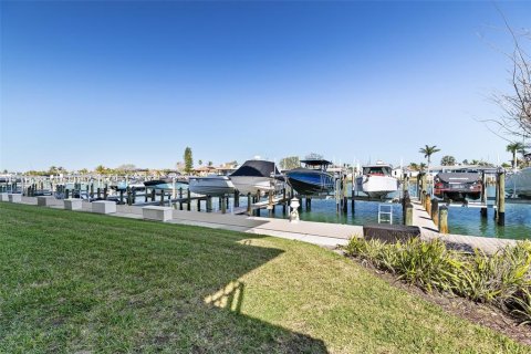 Condominio en alquiler en Clearwater, Florida, 2 dormitorios, 90.95 m2 № 1807381 - foto 5