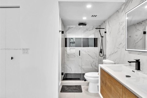 Copropriété à vendre à Fort Lauderdale, Floride: 2 chambres, 116.13 m2 № 1940133 - photo 24