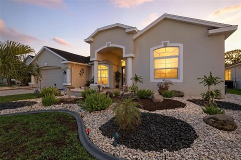 Villa ou maison à vendre à Davenport, Floride: 4 chambres, 230.03 m2 № 1821394 - photo 2