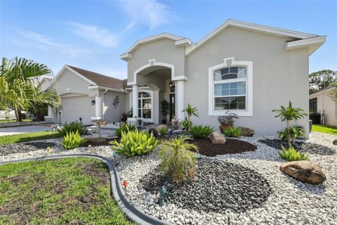 Villa ou maison à vendre à Davenport, Floride: 4 chambres, 230.03 m2 № 1821394 - photo 1