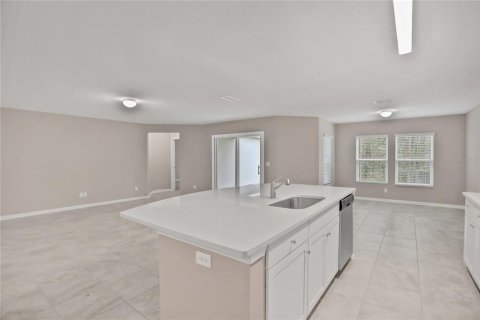 Villa ou maison à vendre à Green Cove Springs, Floride: 3 chambres, 158.96 m2 № 2317260 - photo 4