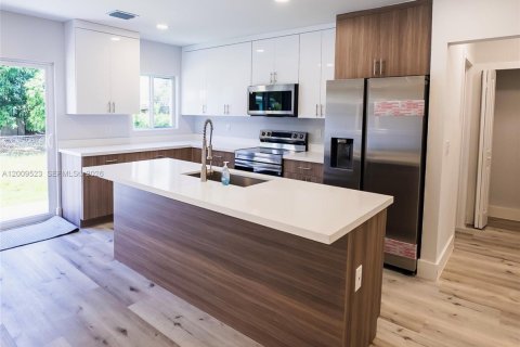 Villa ou maison à Miami, Floride 3 chambres, 118.82 m2 № 2091084
