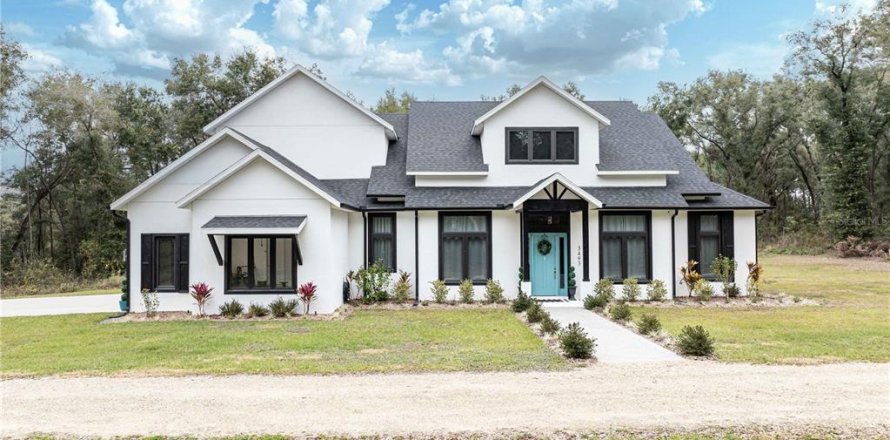 House in Lady Lake, Florida 4 bedrooms, 358.05 sq.m. № 1555246