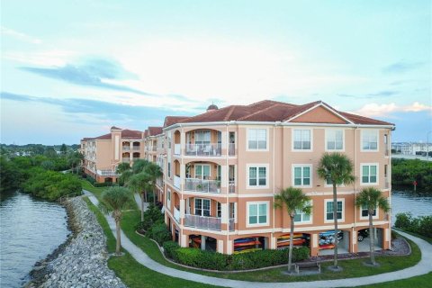 Condo à Tampa, Floride, 2 chambres  № 2324425