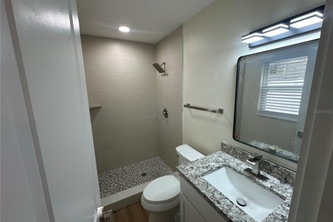 Commercial property in Tampa, Florida 8 bedrooms, 295.89 sq.m. № 2379058 - photo 23