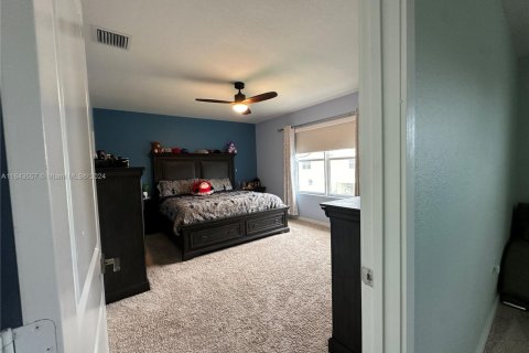 House in Homestead, Florida 4 bedrooms, 197.51 sq.m. № 1811625 - photo 22