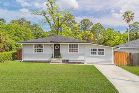 House in Jacksonville, Florida 3 bedrooms, 92.16 sq.m. № 2228497
