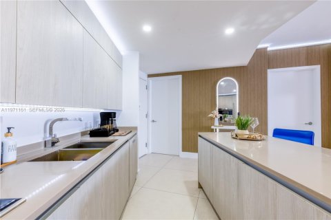 Купить кондоминиум в Холливуд, Флорида 2 спальни, 104.89м2, № 2032092 - фото 3