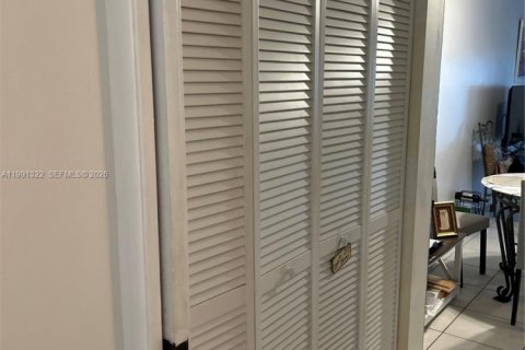 Condominio en alquiler en Deerfield Beach, Florida, 1 dormitorio, 65.03 m2 № 2088177 - foto 8