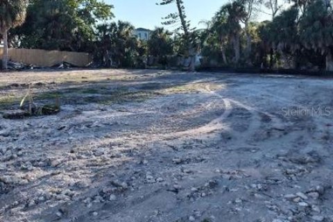 Land in Indian Rocks Beach, Florida № 2097499 - photo 2