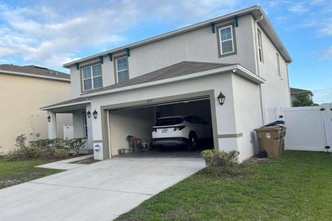 House in Kissimmee, Florida 8 bedrooms, 262.36 sq.m. № 2098454 - photo 2