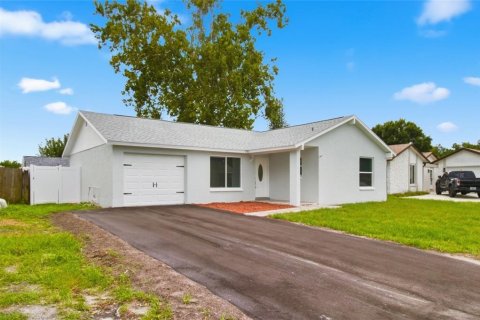 Casa en venta en New Port Richey, Florida, 3 dormitorios, 99.13 m2 № 2210132 - foto 3
