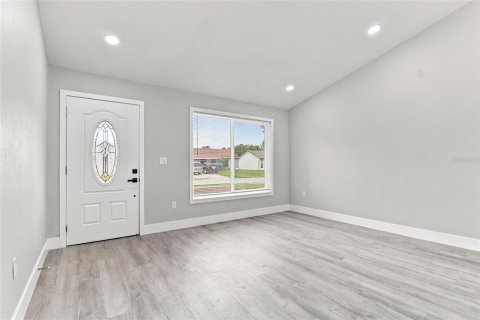 Casa en venta en New Port Richey, Florida, 3 dormitorios, 99.13 m2 № 2210132 - foto 4