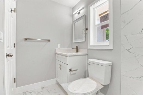Casa en venta en New Port Richey, Florida, 3 dormitorios, 99.13 m2 № 2210132 - foto 19