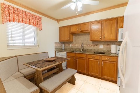 Condo in Clearwater, Florida, 2 bedrooms  № 2396557 - photo 13