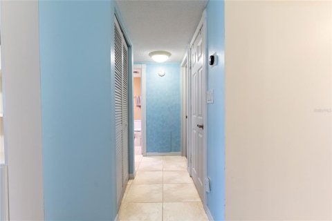 Condo in Clearwater, Florida, 2 bedrooms  № 2396557 - photo 27