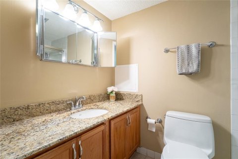 Condo in Clearwater, Florida, 2 bedrooms  № 2396557 - photo 26