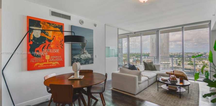 Condo à Miami, Floride, 1 chambre № 1889585