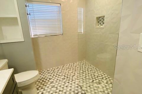 Commercial property in Saint Petersburg, Florida 5 bedrooms, 176.61 sq.m. № 1525538 - photo 14