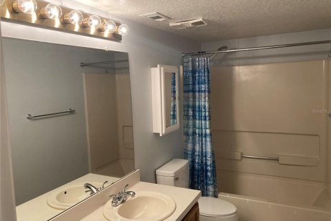 Condo in Orlando, Florida, 2 bedrooms  № 1802869 - photo 8