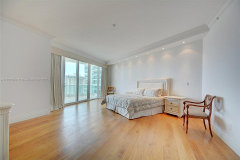 Condo in Aventura, Florida, 4 bedrooms  № 1821757 - photo 24