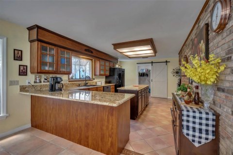 Купить виллу или дом в Делтона, Флорида 13 комнат, 316.05м2, № 1907537 - фото 22