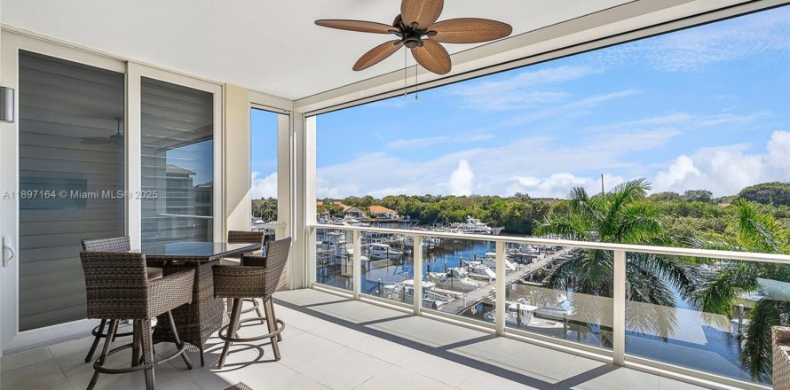 Condo in Palm Beach Gardens, Florida, 2 bedrooms  № 1949004