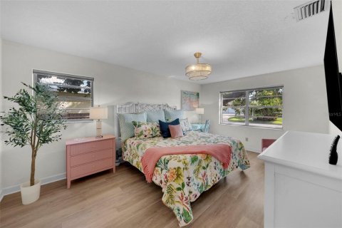 Villa ou maison à vendre à Tierra Verde, Floride: 3 chambres, 178.37 m2 № 1919797 - photo 23